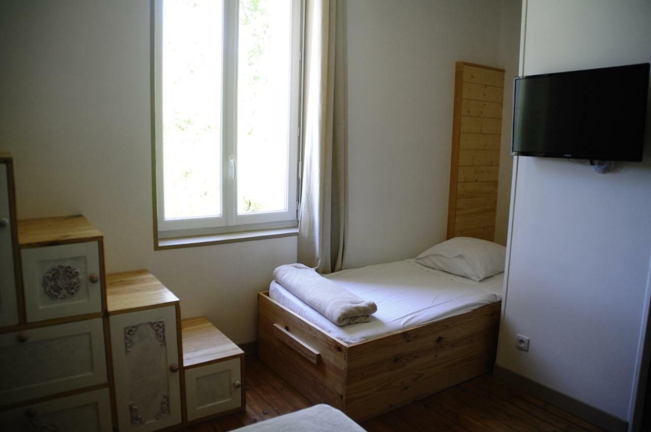 Bed and Breakfast Loustalneou à Saint-Pierre-de-Clairac Extérieur photo